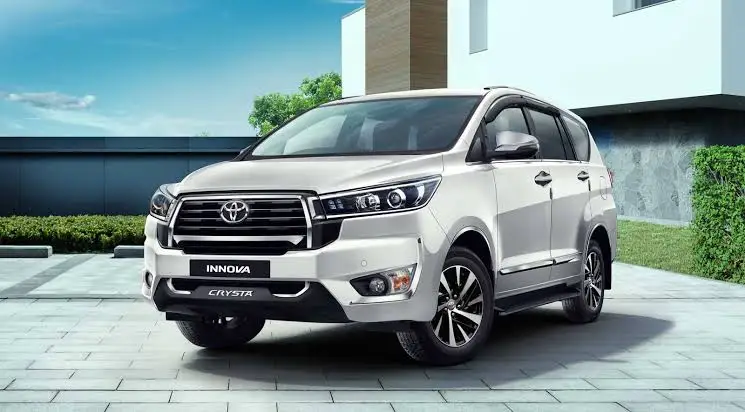 innova crysta taxi